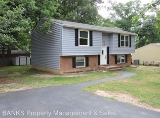 5523 Tallow St, Fredericksburg, VA 22407