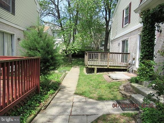 3rd image of 28 Falls Chapel Way #B