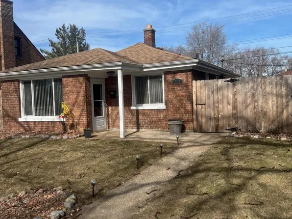 619 141st St, Hammond, IN 46327