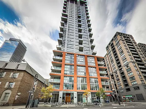 126 Simcoe St #307 Photo 1