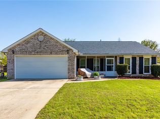 565 Red Bud Ln, Slidell, LA 70460