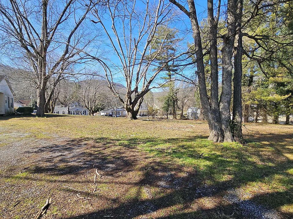 2nd image of 1-4 Holly Ave