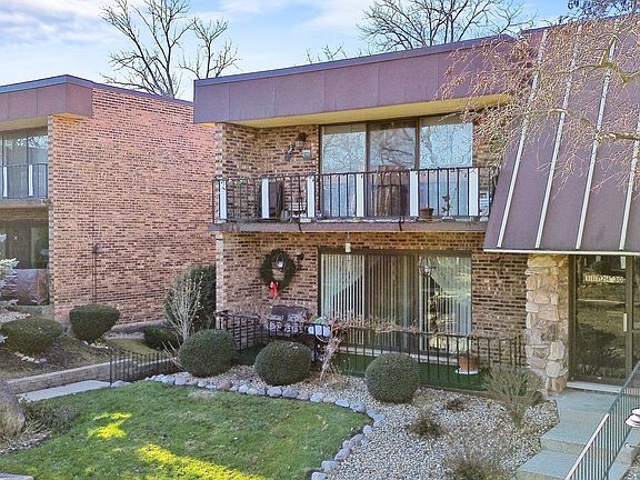 4th image of 11128 S Spathis Dr #1-1H