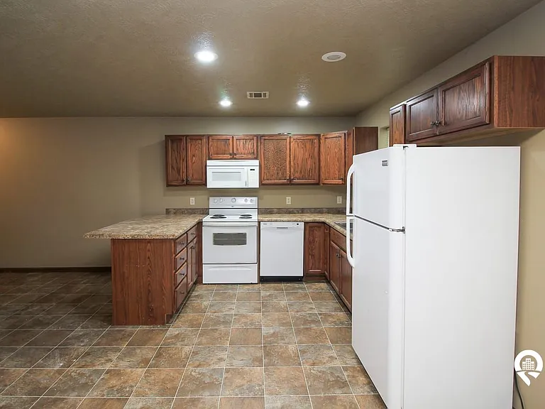 3513 W Ralph Rogers Rd #17 — Photo 5