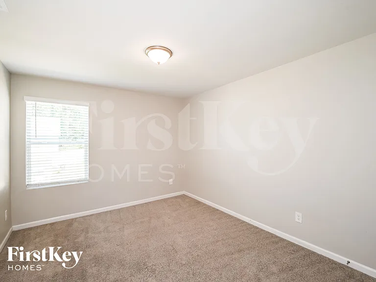 7632 Wallace Farm Ln — Photo 13