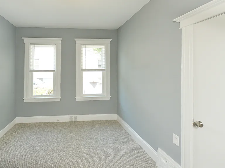 99 E Hunter Ave #1 — Photo 11