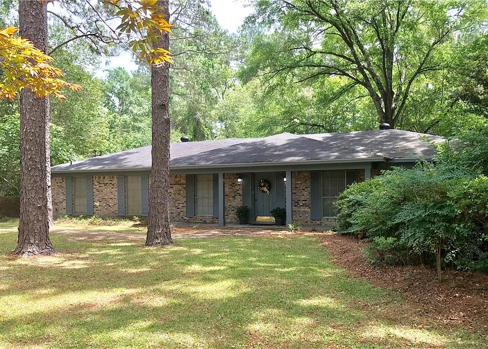 2nd image of 2857 Lynndell Dr