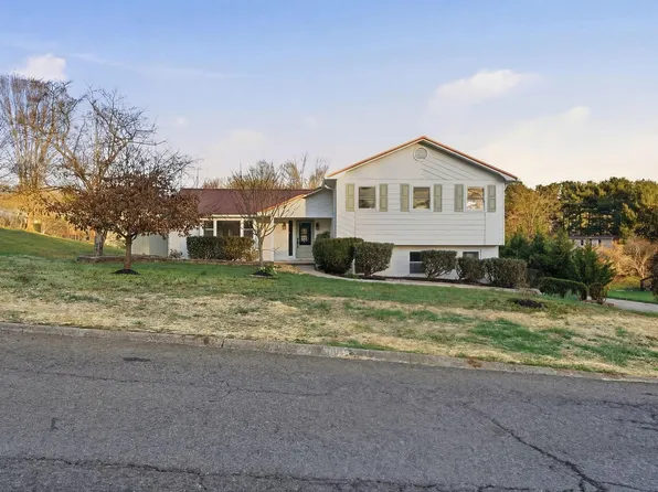 2085 Seven Oaks Dr, Morristown, TN 37814