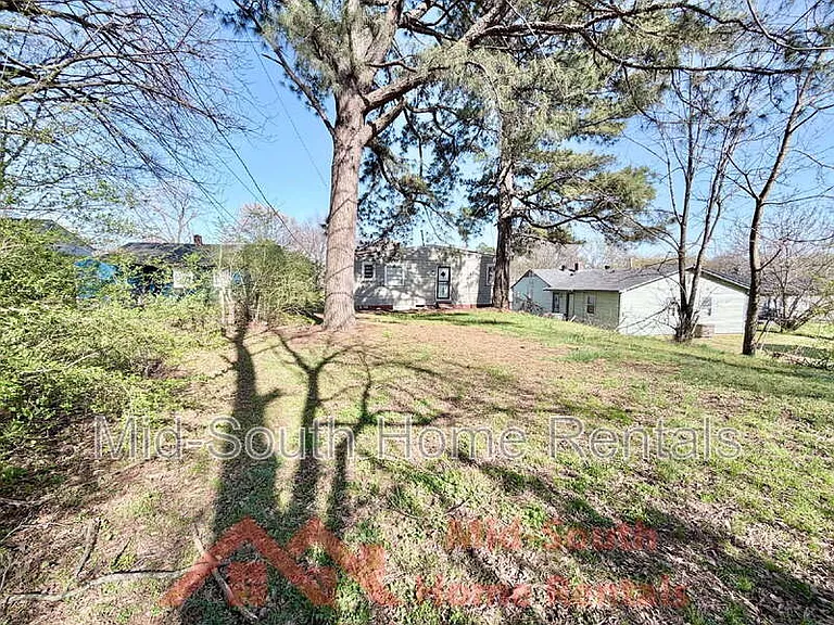 3513 Rochester Rd — Photo 12