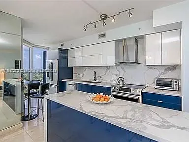 Green Diamond Condo — Photo 2
