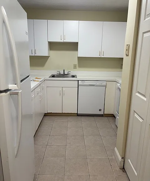 54-56 Saint Joseph St #402 — Photo 1
