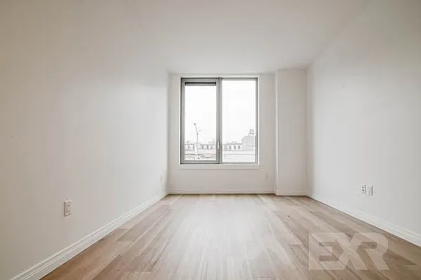 Rented by EXR | media 19