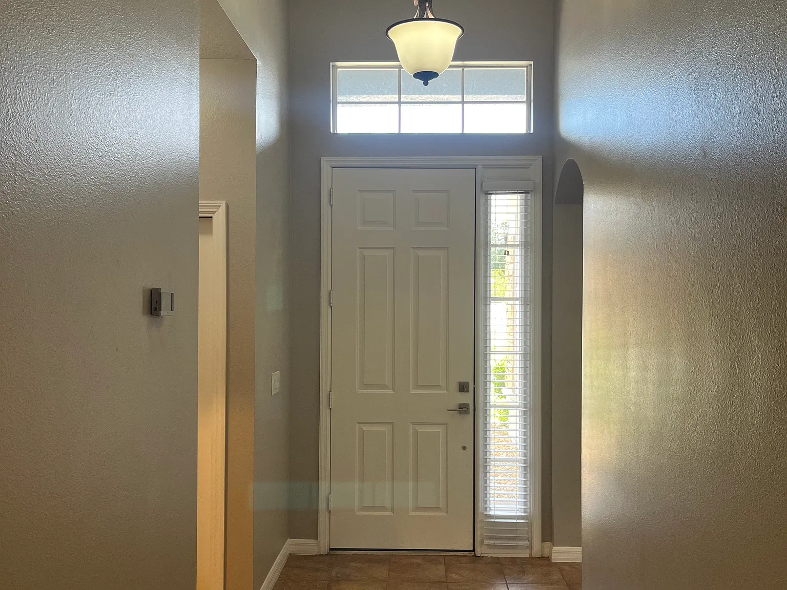 3 bed, 1549 sqft, $2,700 — Photo 3