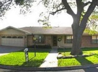 204 Sherwood Ln, Kerrville, TX 78028