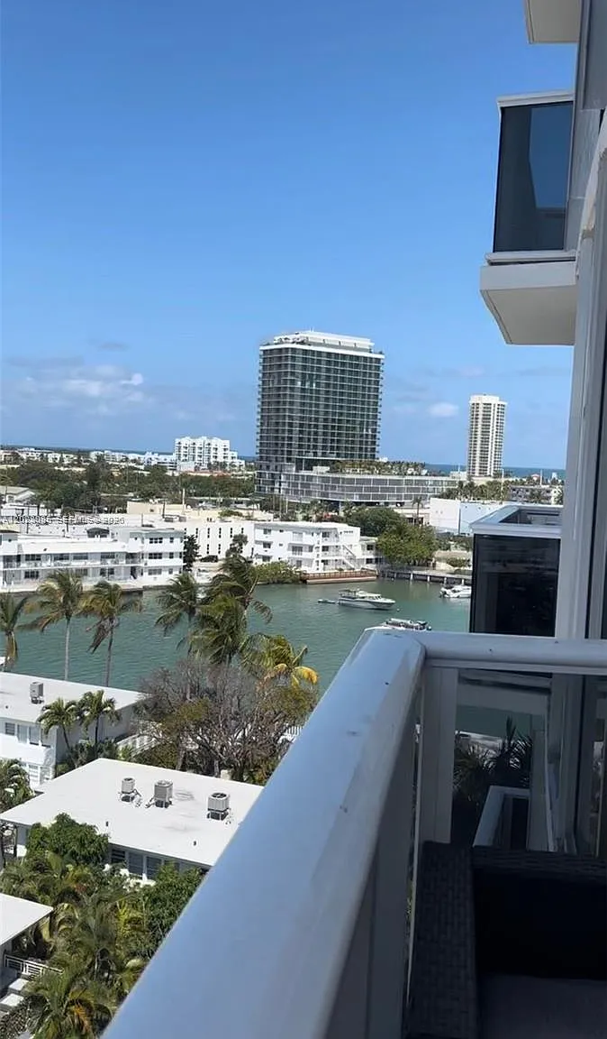 King Cole Condo — Photo 2
