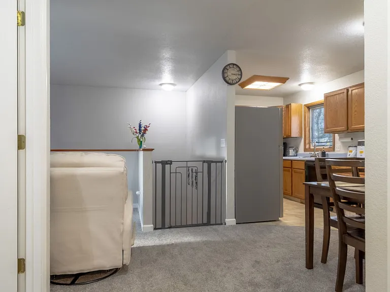444 Droz Dr — Photo 12