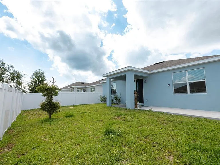 2203 Pigeon Plum Dr — Photo 11