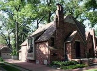 935 W Oakridge St, Ferndale, MI 48220