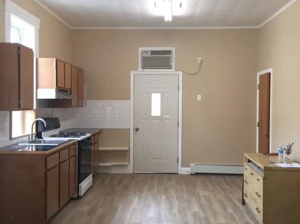 311 Preakness Ave, Paterson, NJ 07502