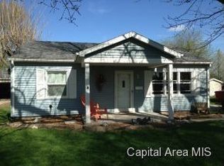 10 Elliott Dr, South Jacksonville, IL 62650