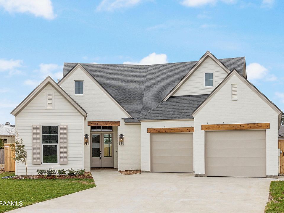 1st image of 221 Harvest Creek Ln