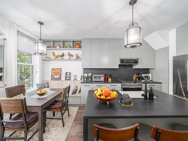 806 Garden St #1 — Photo 6