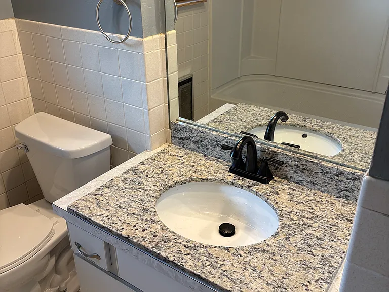 326 Pepperton Dr — Photo 21
