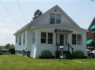 32 Wilkes Ave, Amsterdam, NY 12010