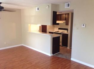 111 Prexy Dr APT 209, Seguin, TX 78155