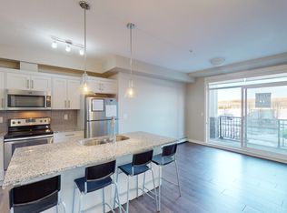 10 Walgrove Walk SE #119, Calgary, AB T2X4E3