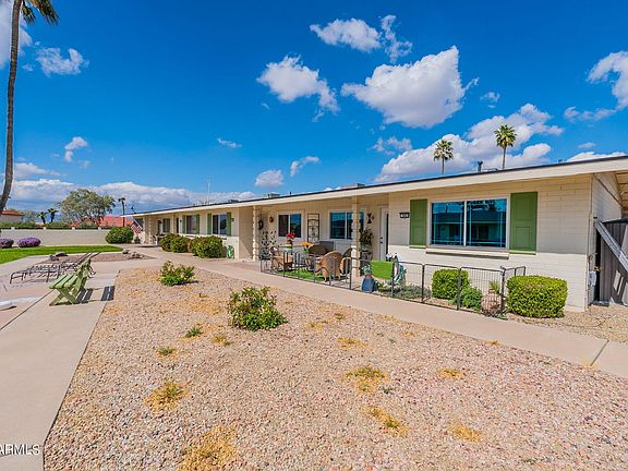 3rd image of 9257 N 111TH Avenue