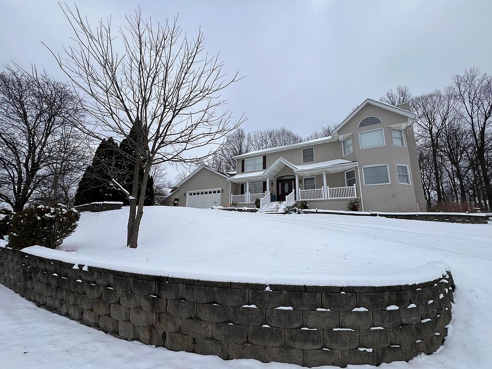 1st image of 168 Bannockburn Blvd