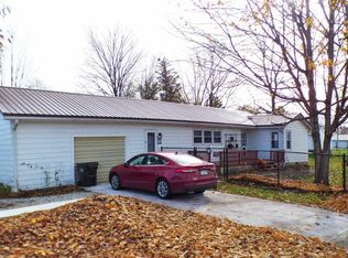 531 N Ellen St, Elnora, IN 47529