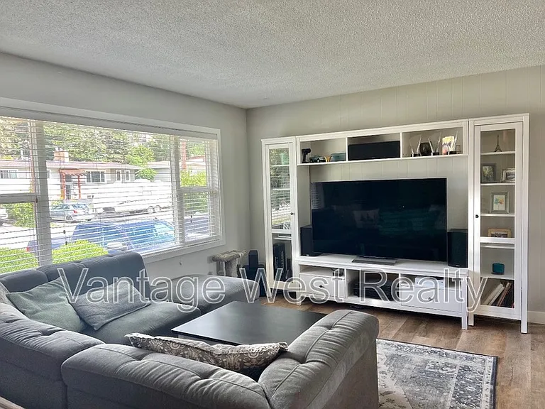 210A Dell Rd — Photo 9