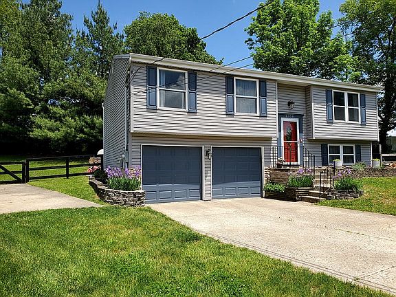 2nd image of 8358 Tamarack Dr