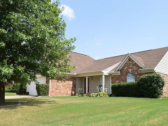 3rd image of 763 Lakemont Dr