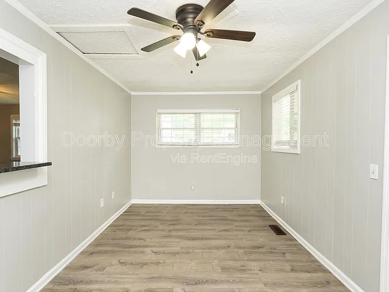 1635 Dogwood Dr — Photo 17