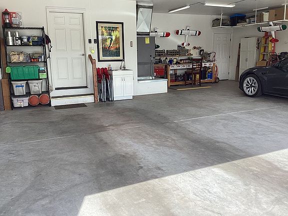  Work shop & storage areas