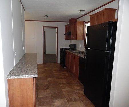 1st image of 83 Southbrook St SE