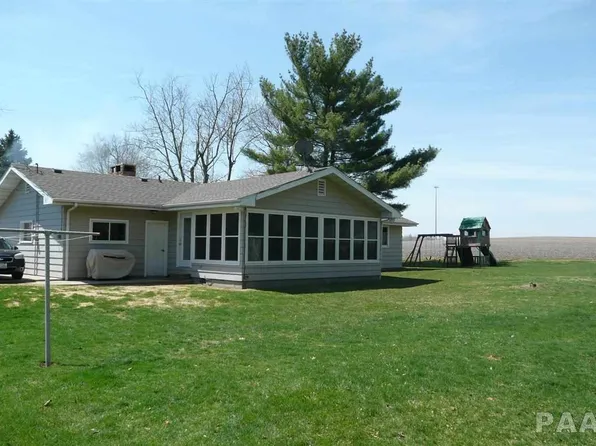 207 W Graze St, Dunlap, IL 61525