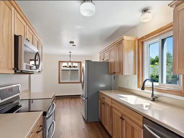 300 Aristocrat Dr, Billings, MT 59105