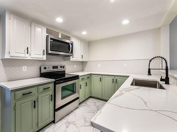 4th image of 3404 Townbluff Pl