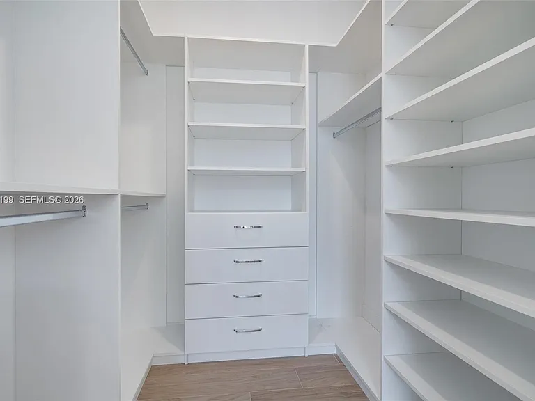 2655 S Bayshore Dr #1911 — Photo 32