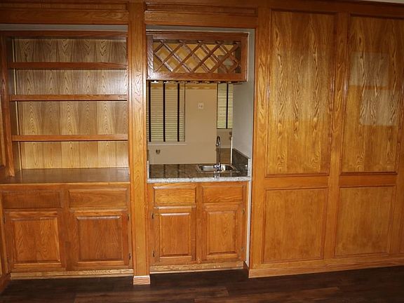 4th image of 15810 Imperial Falls Ct