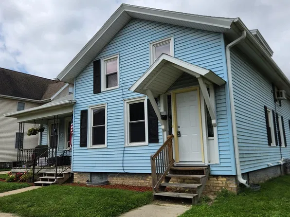 1 bed, 1.0 bath, $850, 400 S 6th St #1/2, Watertown, WI 53094