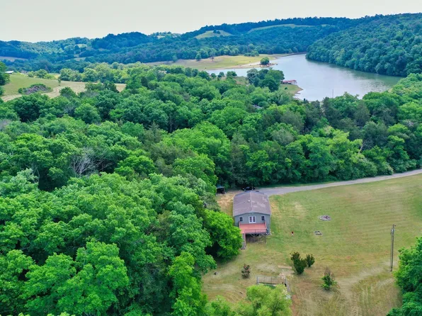 185 Lake Elaine Rd, Shelbyville, TN 37160