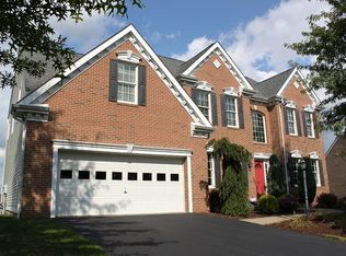 207 Rock Run Rd, Mcmurray, PA 15317