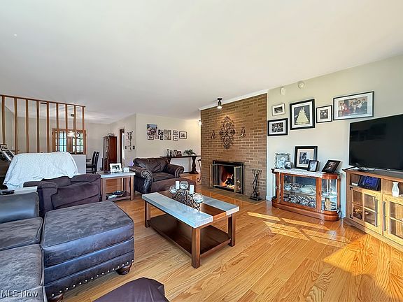 5th image of 2087 S Guarnieri Dr NE