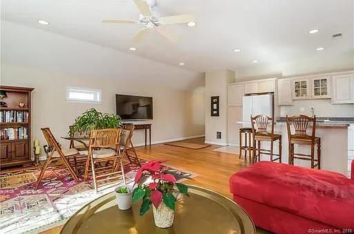 159 Bloomfield Ave — Photo 4