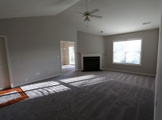2446 Somerset Place Dr, Winston Salem, NC 27103